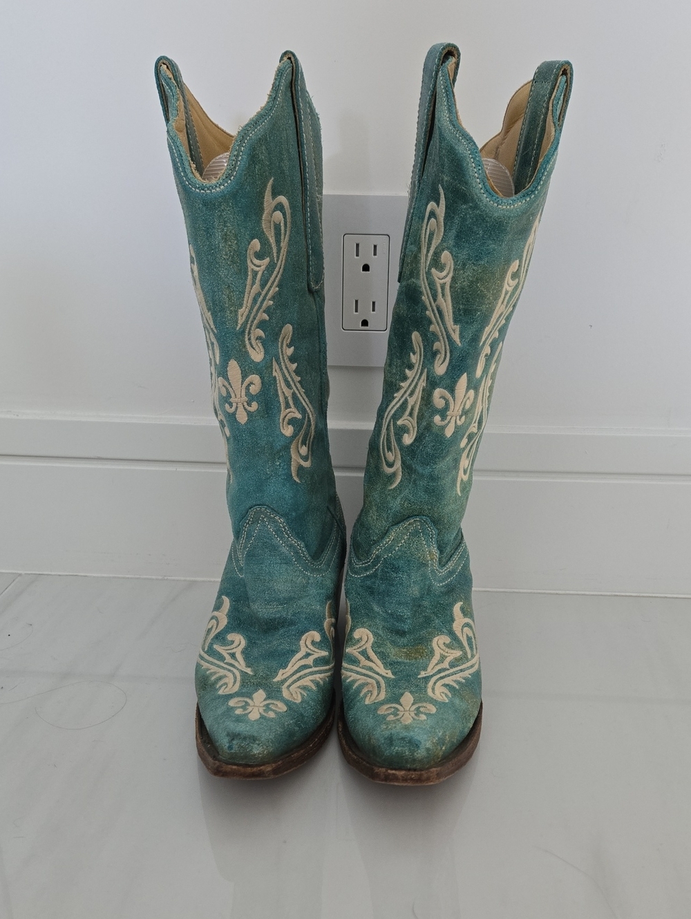 Corral Turquoise Boots - Broken in!